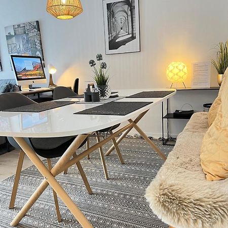 Living At Saarpartments: Adults-Only Business & Holiday Apartments with Netflix Saarbruecken Exterior photo